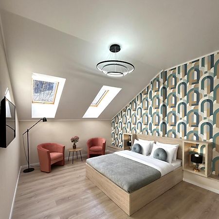 Modern Apartment In The City Center Lviv Dış mekan fotoğraf