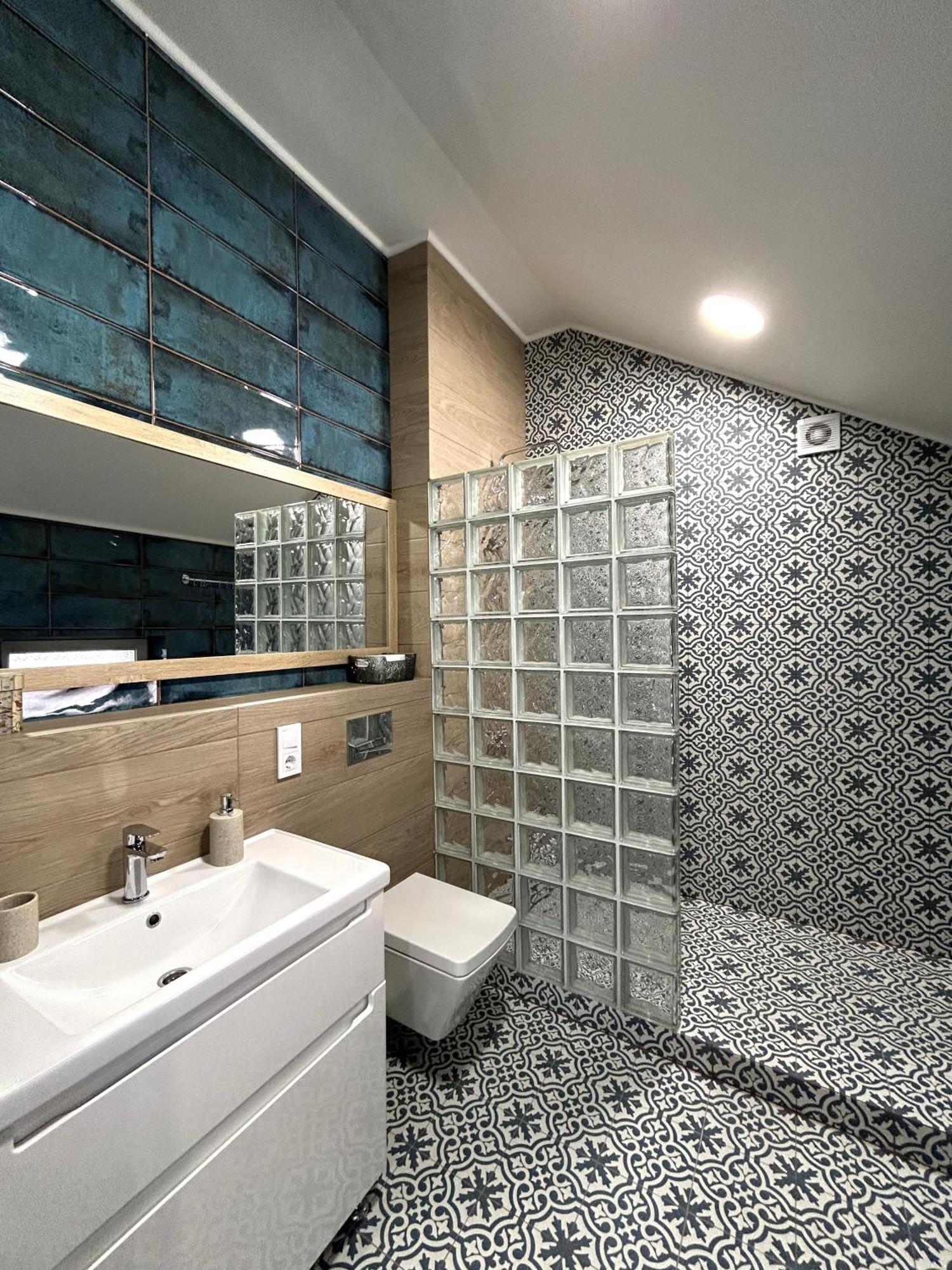Modern Apartment In The City Center Lviv Dış mekan fotoğraf