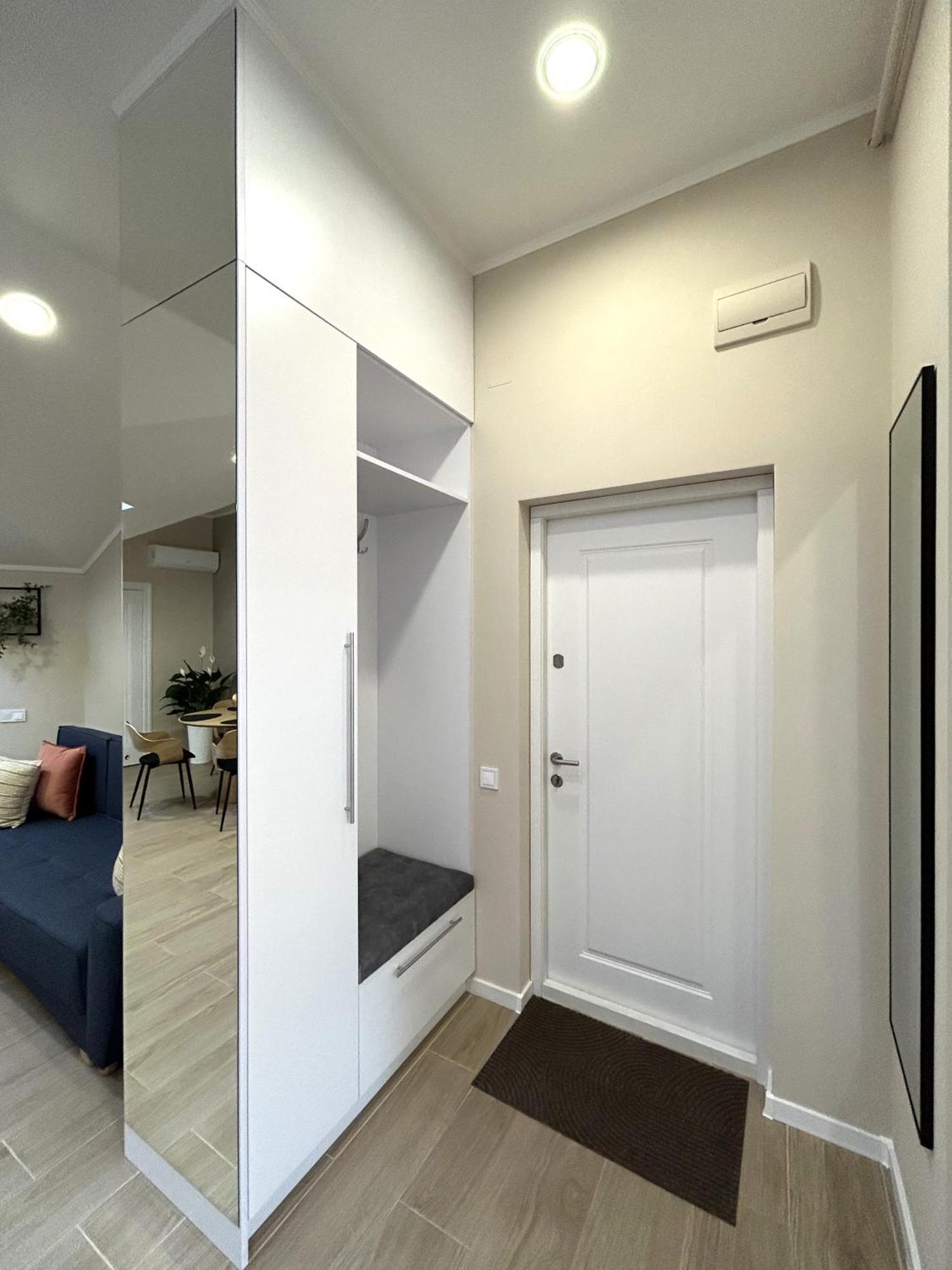 Modern Apartment In The City Center Lviv Dış mekan fotoğraf